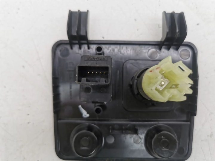 Opel Antara 2012 Прикуриватель, фото 2