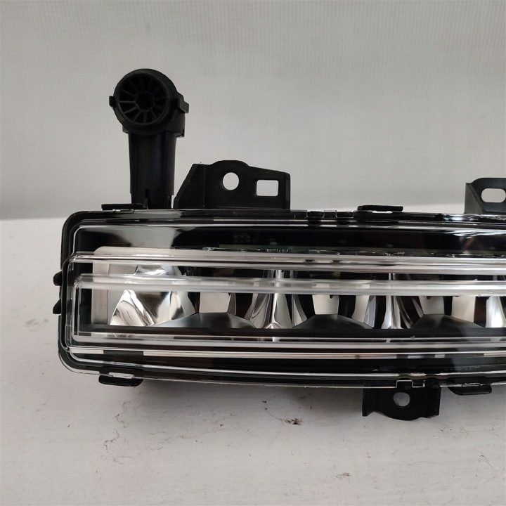ПРОТИВОТУМАННАЯ ФАРА ЛЕВАЯ LED RANGE ROVER L460 M8E2-15201, фото 2