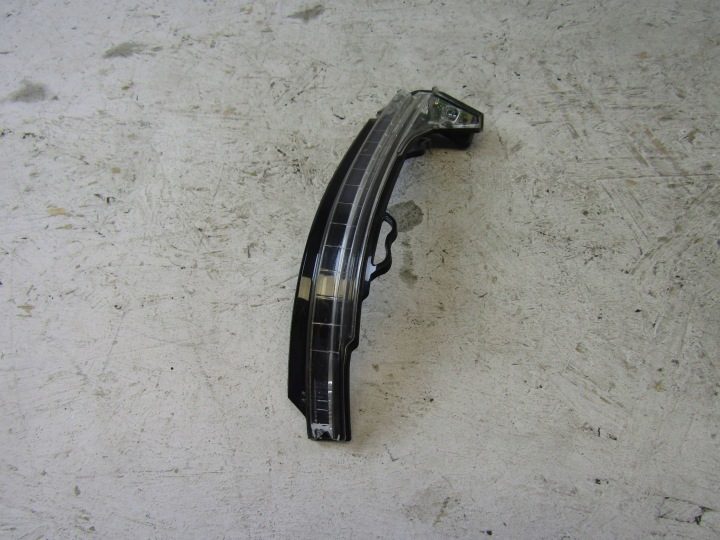 Hella Поворотник Audi A4 B9 A5 F53 8W0949101A 8W0949101, фото 2