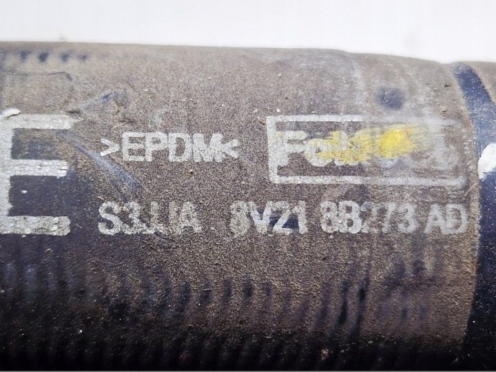 ТРУБКА ПАТРУБОК ОХЛАЖДЕНИЯ FORD FIESTA MK7 1.25 БЕНЗИН 8V21-8B273-AD, фото 3
