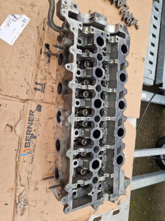 ГОЛОВКА БЛОКА ЦИЛИНДРОВ VOLVO D3 D4 D5 V60 V70 ПОВРЕЖДЕННАЯ, фото 1