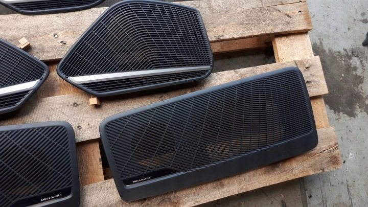 S4 B9 A4 8W MASKOWNICE BANG OLUFSEN ДВЕРЬ СЕДАН, фото 3