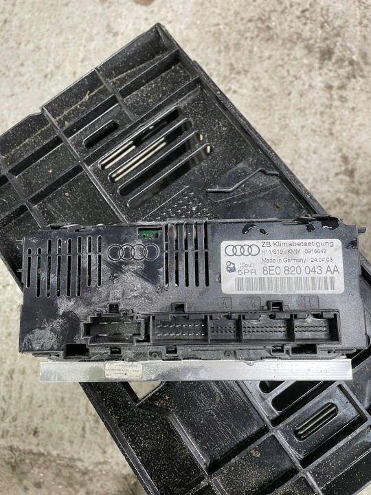 БЛОК УПРАВЛЕНИЯ КЛИМАТОМ AUDI A4 B6 СЕДАН 1.9TDI 04 г. 8E0820043AA, фото 2