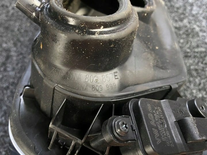 VW Touran 5TA лючок горловина бензобака 5TA809857, фото 6
