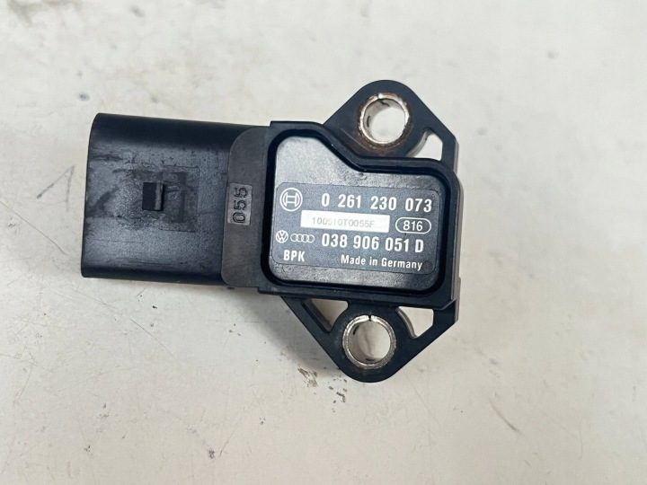 ДАТЧИК ДАВЛЕНИЯ НАДДУВА 038906051D SEAT LEON II 1P 1.8 TSI, фото 2