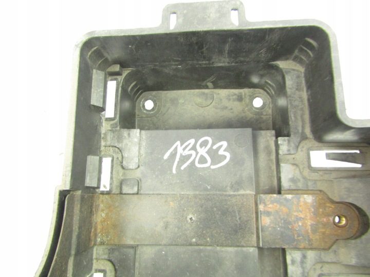 FORD FOCUS MK1 Площадка аккумулятора, фото 2