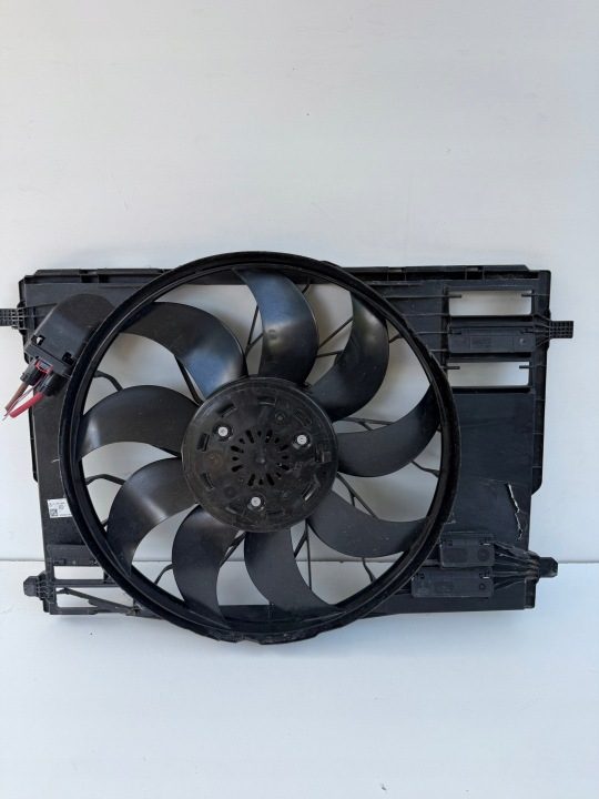 MERCEDES ВЕНТИЛЯТОР 850W GLA GLB B 247 CLA 118 А 177 A2479061103, фото 1