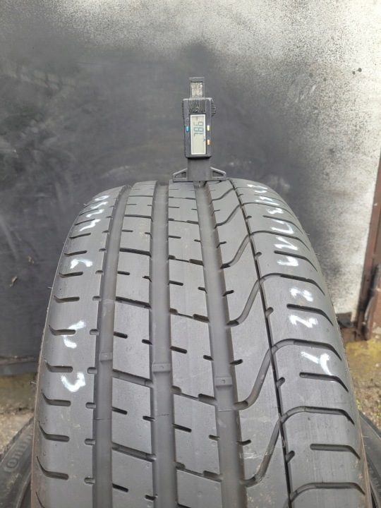 Шина летняя Pirelli P Zero 225/35R19 88 Y усилитель (XL), фото 1