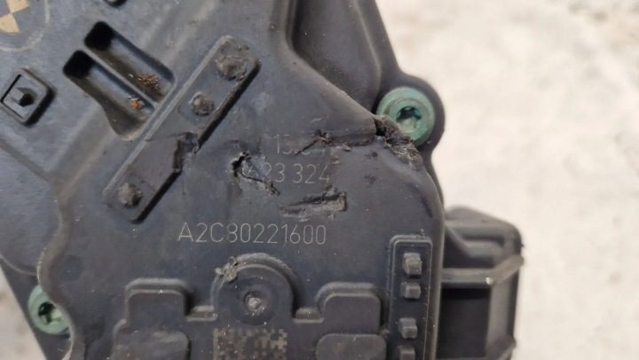 Дроссельная заслонка BMW 2 F22 F23 M240I M140I B58 OE 8623324, фото 4