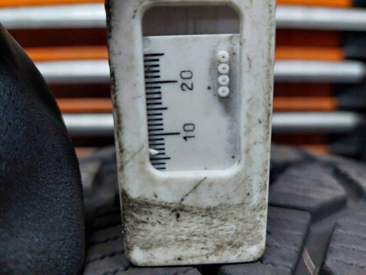 Шина зимняя Uniroyal WinterExpert 215/60R16 99 H сцепление на снегу (3PMSF), усилитель (XL), фото 2