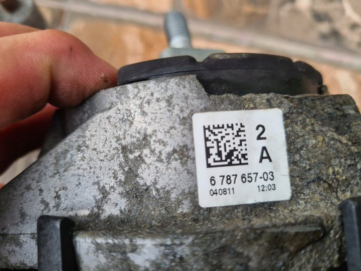 BMW F20 СЕРИЯ 1 ПОДУШКА ДВИГАТЕЛЯ ЛЕВАЯ ПРАВАЯ 6787657, фото 5