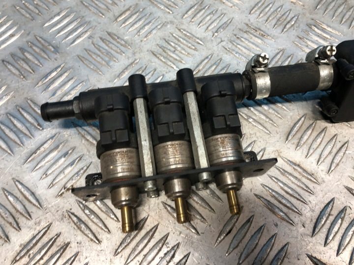 BARRACUDA ТОПЛИВНАЯ РАМПА ФОРСУНКИ ГАЗА ГБО 6 шт. 19100308350, фото 2