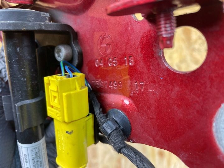 ПЕТЛЯ КАПОТА ПИРОТЕХНИЧЕСКАЯ ПИРОПАТРОН ЛЕВЫЙ BMW X3 G01 X4 G02 7397499, фото 9