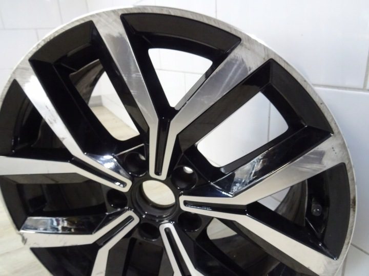 Литой диск Volkswagen OE PASSAT 7.0" x 17" 5x112 ET 42, фото 3