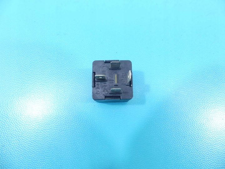 Реле Audi A8 D3 4,2 V8 8D0951253A, фото 3