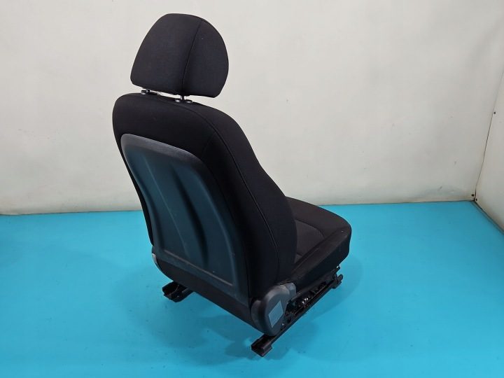 АВТОМОБИЛЬ HYUNDAI ELANTRA VI 15-20 EU, фото 6