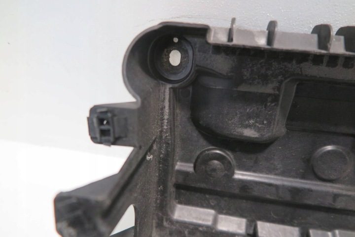 Площадка аккумулятора Opel OE 13235642, фото 9