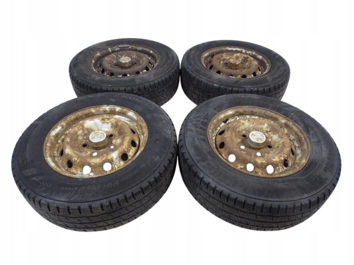 Диски стальные 5X120 + Шины Зимние Kumho 205/70 C 15" Hyundai H1 1997-2003, фото 3