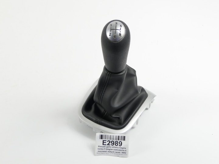 Чехол ручка рамка переключения передач 5 Renault Megane III 09-11r., фото 1
