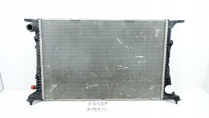 Радиатор охлаждения Audi RSQ3 Q3 8U0 8U0121251E, фото 1