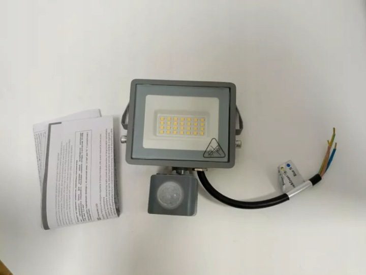 Прожектор LED 30W с датчиком движения противотуманная фара IP66 Slim XL, фото 1