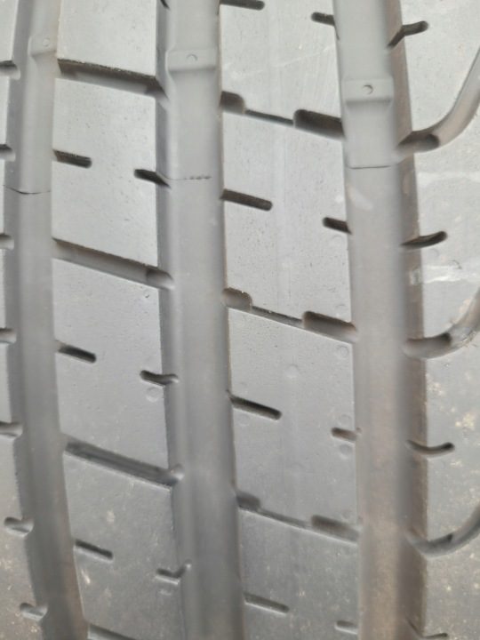 Шина летняя Pirelli P Zero 225/35R19 88 Y усилитель (XL), фото 2