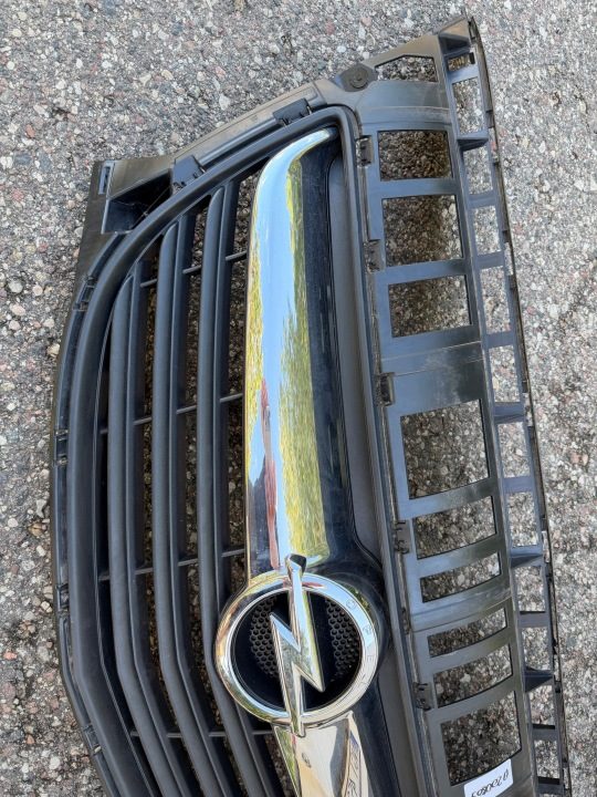 Opel Meriva B рестайлинг решетка радиатора оригинал, фото 2