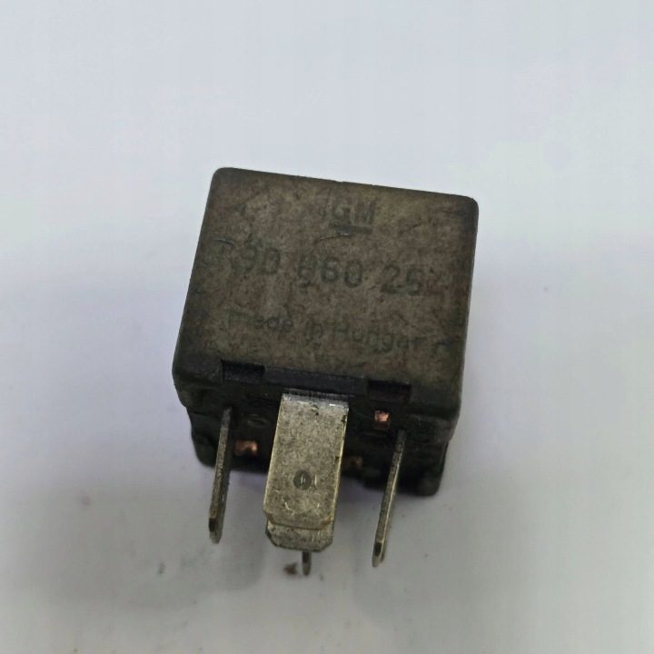 Реле Opel Astra H 90860252, фото 1