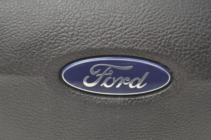 Ford Mondeo 2008 Подушка безопасности Airbag руля 6M21U042B85CD, фото 2