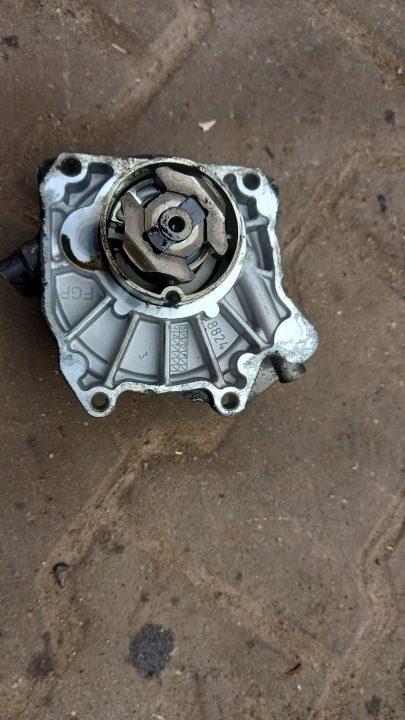 НАСОС ВАКУУМНЫЙ OPEL ZAFIRA B 06 г. 1.9CDTI, фото 2