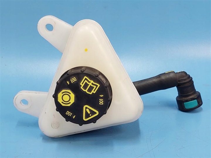 Бачок тормозной жидкости Ford Explorer VI 3,0 V6 ГИБРИД 2019-, фото 1