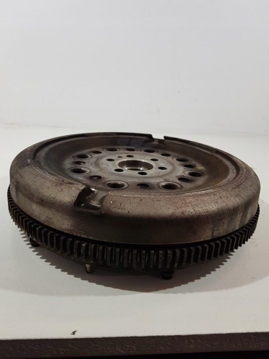 Двухмассовый маховик 03C105266BN VW Audi Skoda Seat 2.0 TDI BMM, фото 5