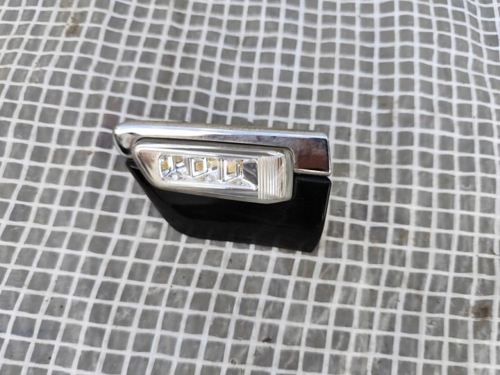 AUDI A8 D3 4E0 S8 02-08 ПОВТОРИТЕЛЬ ПОВОРОТА В КРЫЛО ЛЕВЫЙ ПОВОРОТНИК LED МОЛДИНГ LY9B, фото 4
