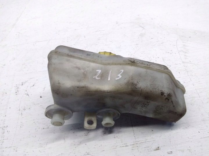 Бачок тормозной жидкости AUDI A3 (8P1) 0204221731 1.9L дизель 103 кВт 2003, фото 3