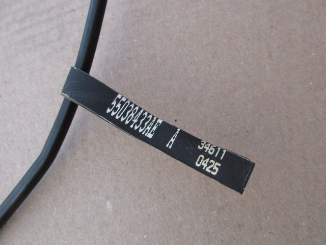 Cherokee Liberty KJ РЕСТАЙЛИНГ 2.4 бензин Труба трубка вакуума 55038433AE, фото 4