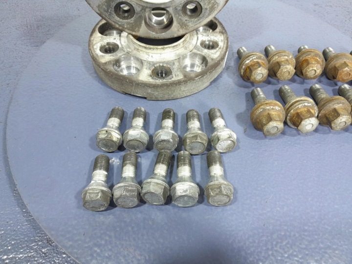 PEUGEOT 607 DYSTANSE POSZERZAJĄCE 20 мм 5X108 2 шт. + БОЛТЫ, фото 2