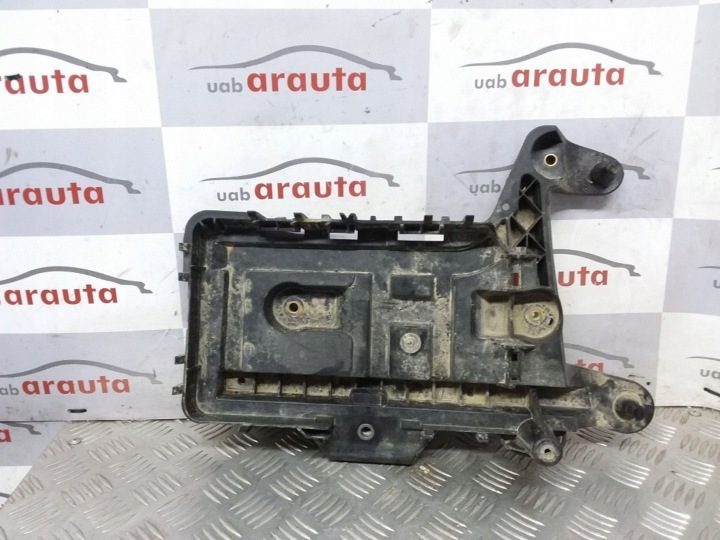 2012 Audi Q3 8U Площадка аккумулятора 1K091533H, фото 1