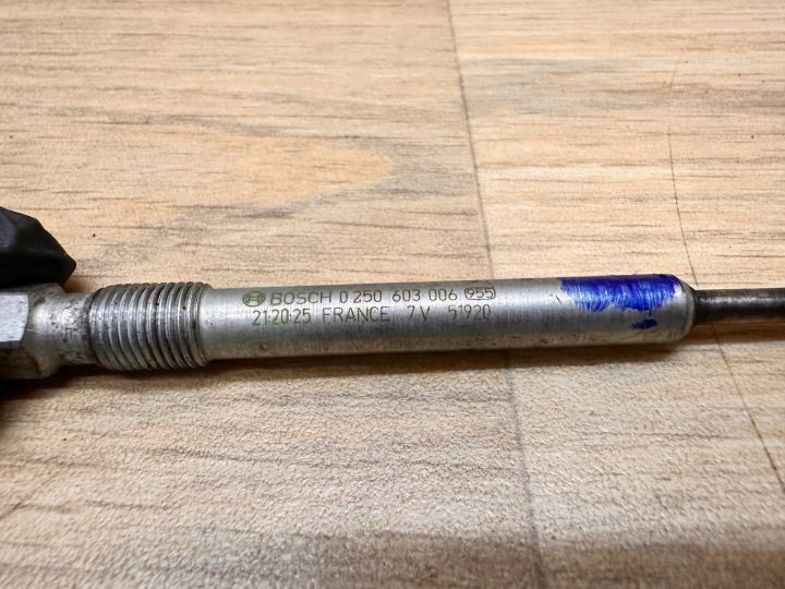 BMW F30 F31 F34 GT 330d F32 435d 3.0 дизель N57 свечи накаливания Bosch 7V, фото 3