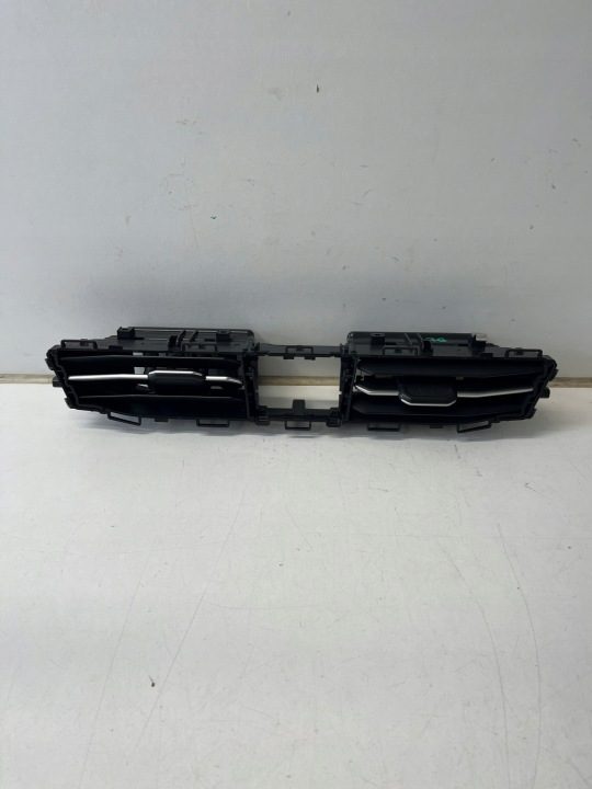 VW MULTIVAN T7 РЕШЕТКА СРЕДНЯЯ ОБДУВА КОНСОЛИ 7T0815705L, фото 1