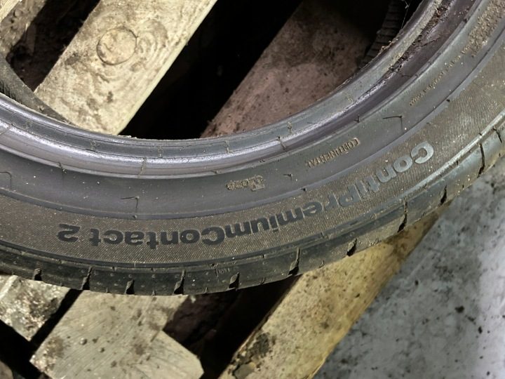 Шина летняя Continental ContiPremiumContact 2 205/55R17 95 H защита диска, усилитель (XL), фото 2