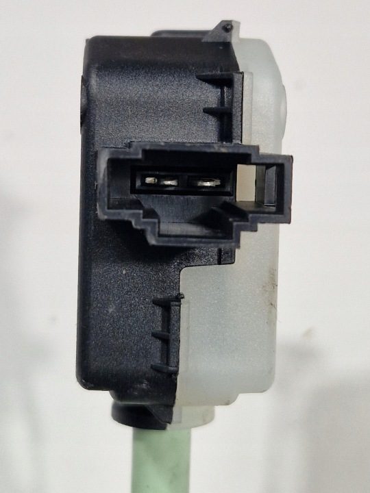 ПРИВОД ЛЮЧКА ГОРЛОВИНЫ БЕНЗОБАКА VOLVO XC60 86113136, фото 4