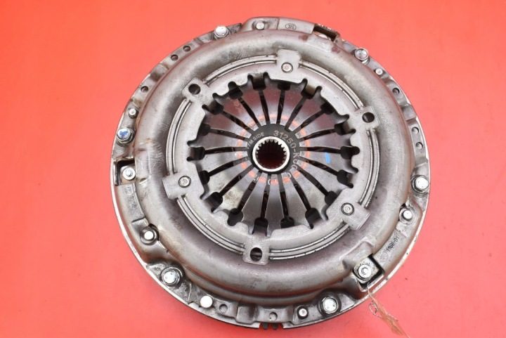 СЦЕПЛЕНИЕ В СБОРЕ 31210-K0010 TOYOTA YARIS 4 IV 1.5 12V 125 Л.С. 20-24, фото 1
