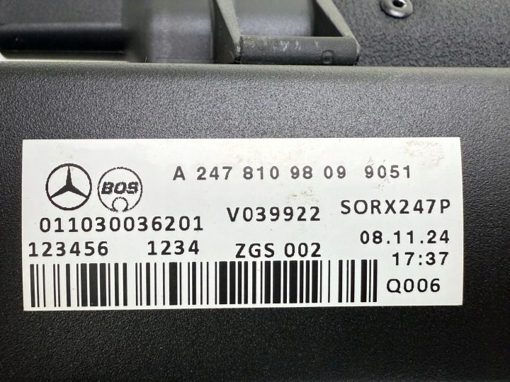 Mercedes GLB X247 Шторки Багажника OE A24781098099051, фото 3
