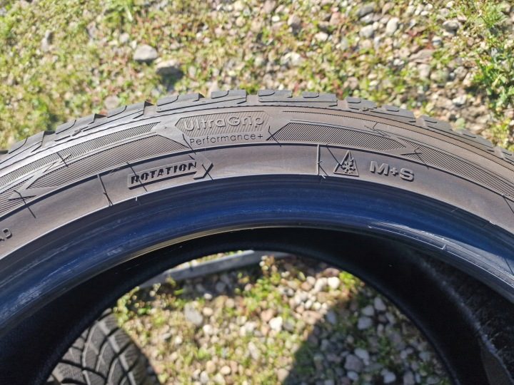 Шина зимняя Goodyear Ultra Grip Performance + 255/45R20 105 т сцепление на снегу (3PMSF), защита диска, усилитель (XL), фото 4