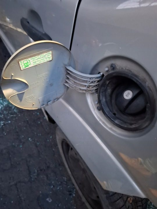 Лючок горловины бензобака Citroen C3 I KDDC, фото 2