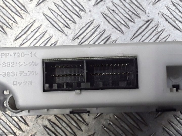 2002 Mitsubishi Montero Модуль управления кондиционером mr500650 1464308770, фото 4