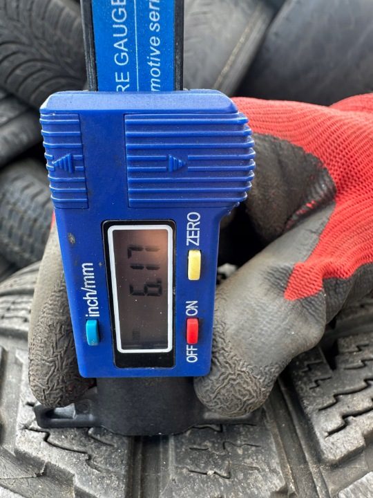 Шина зимняя Nokian Tyres WR ВНЕДОРОЖНИК 3 255/60R18 112 H сцепление на снегу (3PMSF), фото 2
