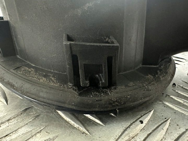 FORD FIESTA MK7 ЛЮЧОК ГОРЛОВИНЫ БЕНЗОБАКА E9, фото 6