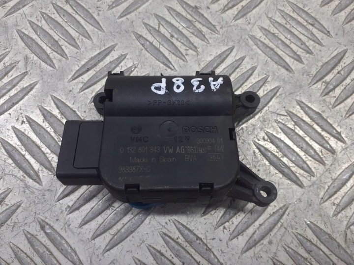 МОТОРЧИК ЗАСЛОНОК ПЕЧКИ AUDI A3 8P 1.6MPI 0132801343, фото 1