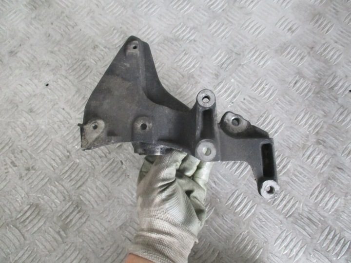 Кронштейн генератора 9685991680 Peugeot 407 04-10R. 1.6 HDI, фото 4